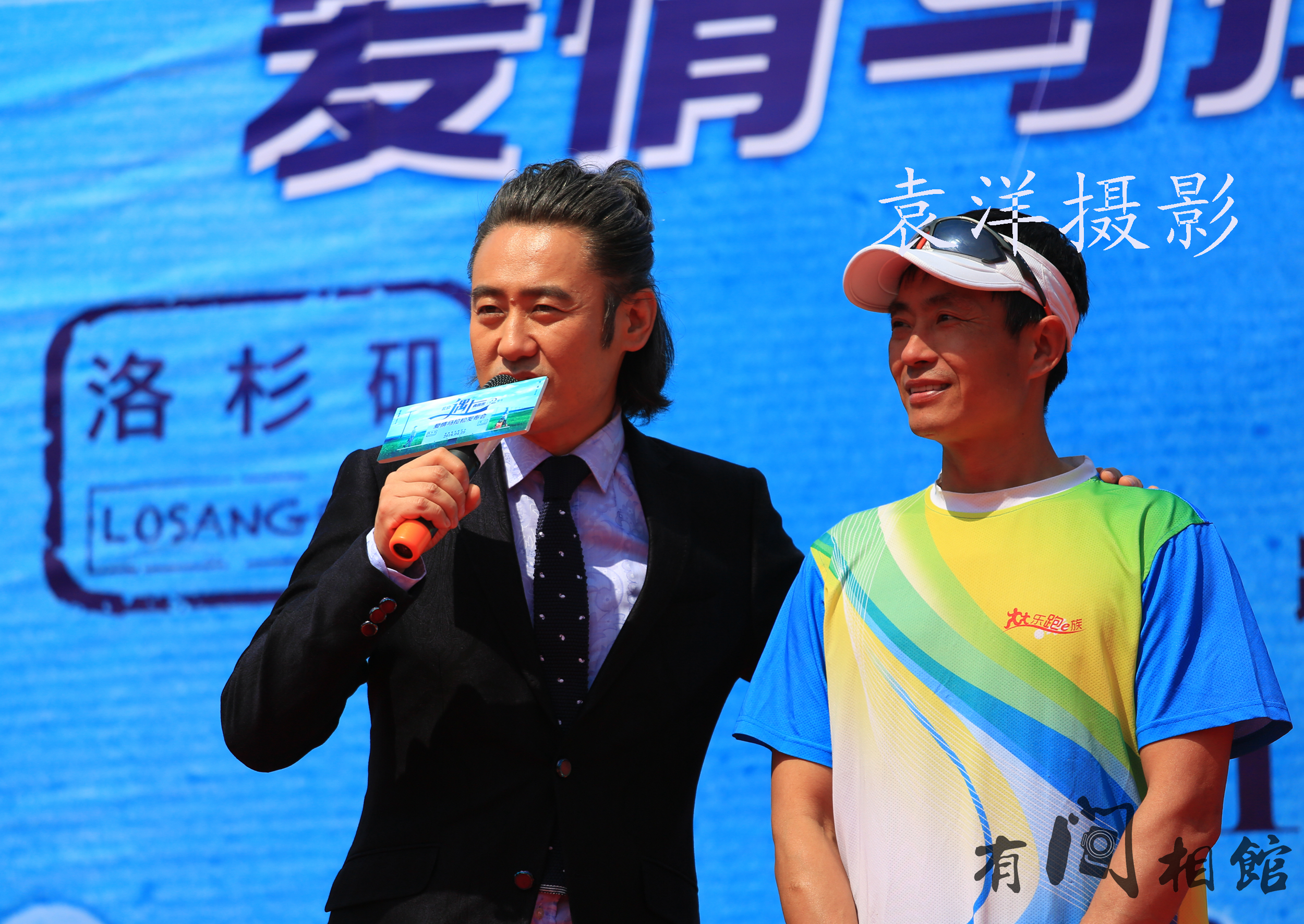 V5轻取PSG,BDD拿下关键大龙宿敌对决四强赛,让粉丝疯狂欢呼 V5轻取PSG,BDD拿下关键大龙宿敌对决四强赛,让粉丝疯狂欢呼