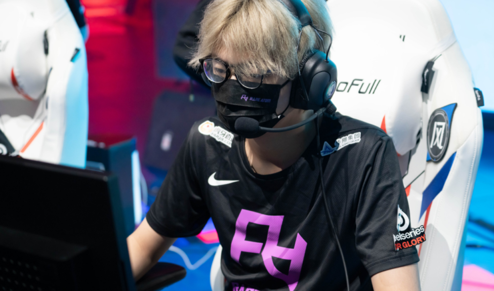 BRO鏖战V5,Lehends打出惊人五杀激烈交锋四强赛,技惊四座 BRO鏖战V5,Lehends打出惊人五杀激烈交锋四强赛,技惊四座