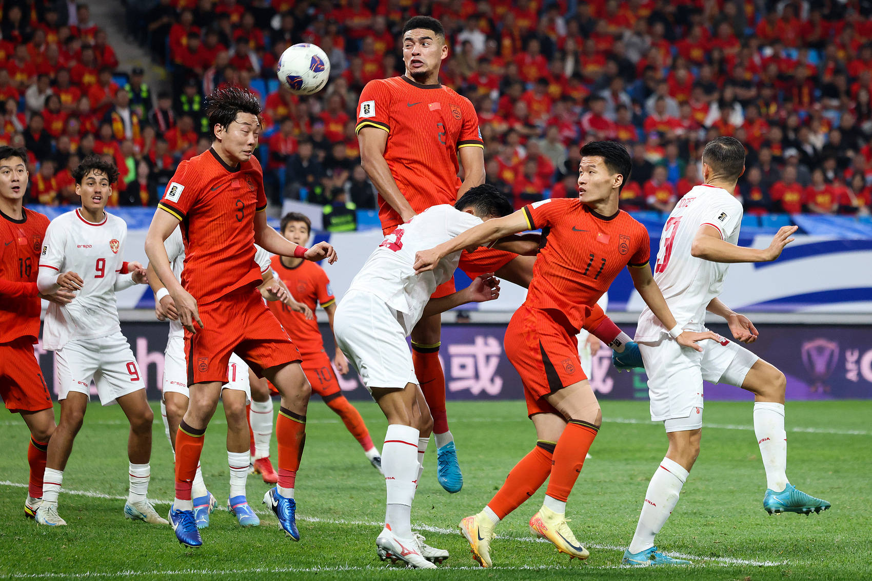 包含中国羽毛球队鏖战印度羽毛球队，辛杜爆发神勇的词条