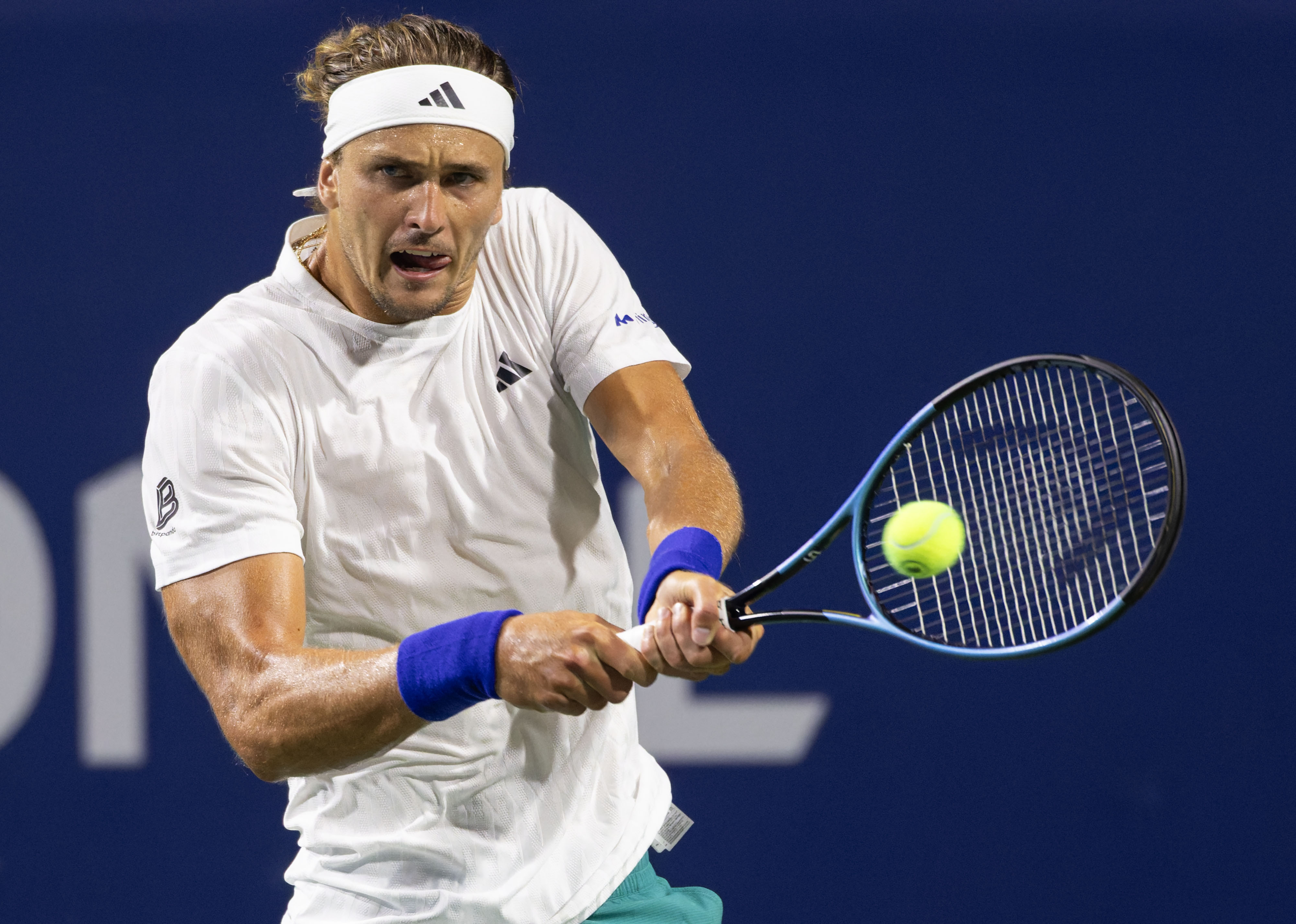 美网逆转年终总决赛，兹维列夫统治全场