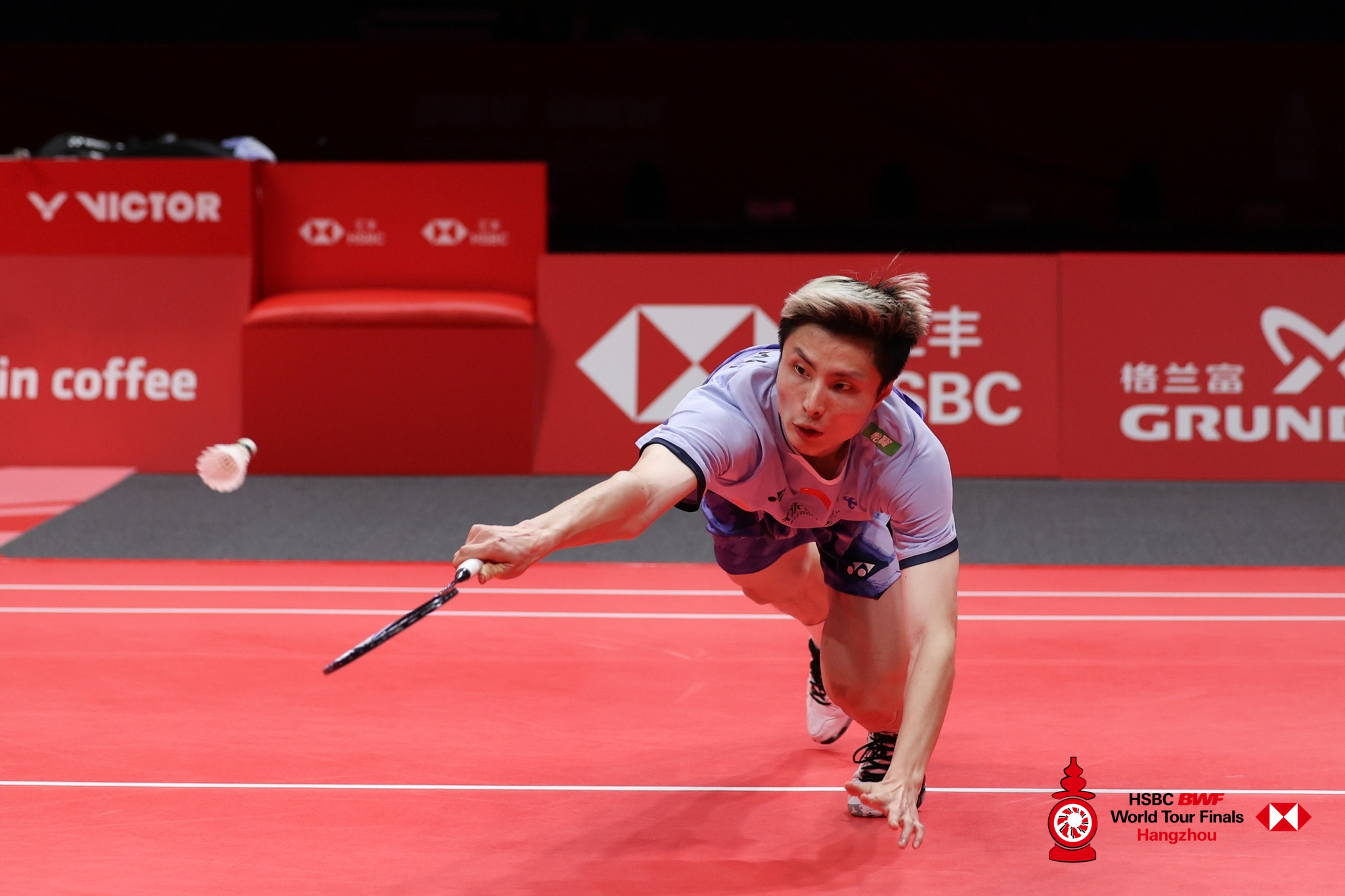 日本队完胜印尼队，石宇奇点燃赛场